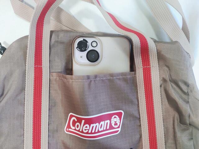 ミニポケットがついていて便利