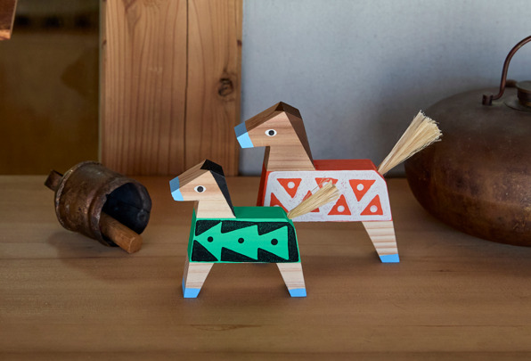 うれしたのし杉干支飾り/午小5,500円 午大6,600円