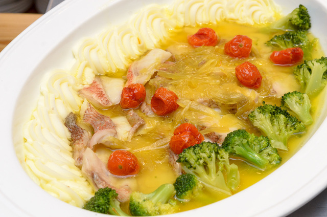 メインダイニング ギャラリー「舞子高原ホテル」｜舞子スノーリゾート（舞子エリア）