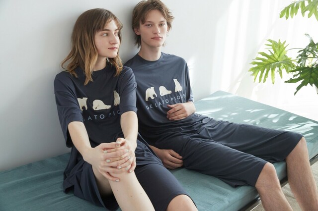 ユニセックスシリーズUNISEXシロクマワンポイントビッグTシャツ ¥5,940UNISEXシロクマワンポイントハーフパンツ ¥6,270カラー:ネイビーサイズ:(S-M)/(M-L)