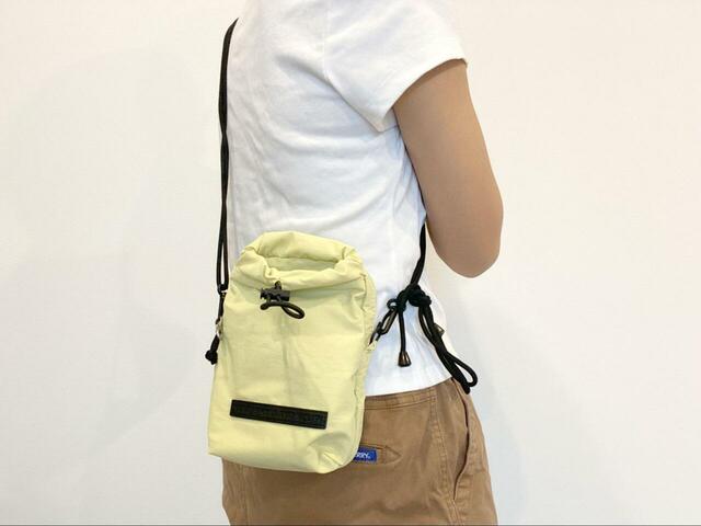 【studio CLIP 軽らくたっぷりお財布ショルダーバッグ】合わせるだけで超シンプルなコーデもちょっと華やかな印象に♪