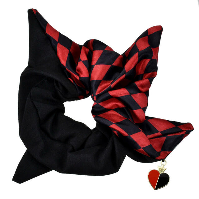 ふしぎの国のアリス シュシュ DISNEY VILLAINS 2,000円