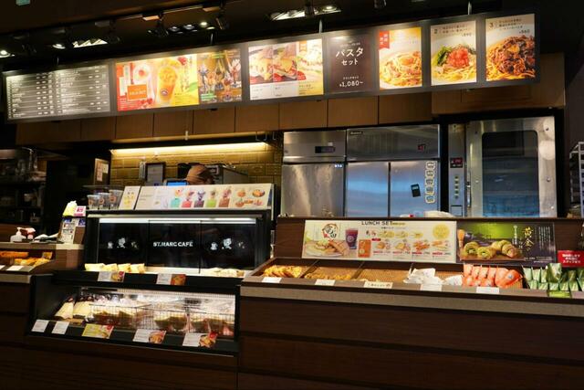 【サンマルクカフェ　ランチセット】ランチセットの提供は11：00〜15：00