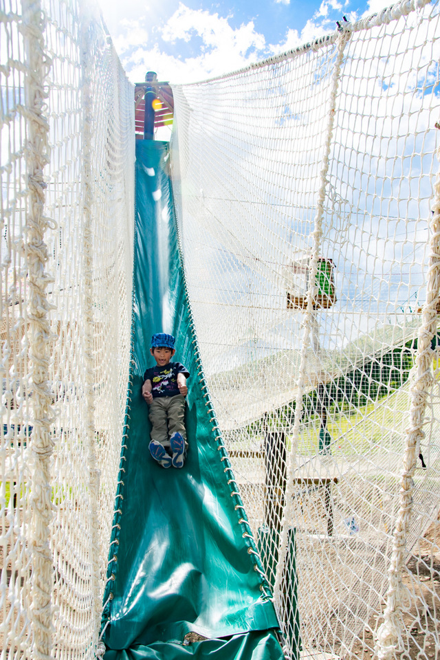 アミダス。降りるときは、滑り台で一気に!!｜Xtrem Aventures 白馬つがいけ WOW!（エクストリーム・アベンチャーズ ハクバ ツガイケ ワオ）