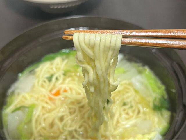 【MIクリエーションズ レンジ調理鍋】柔らかめの麺になりました。ワット数と加熱時間の調整が必要かも