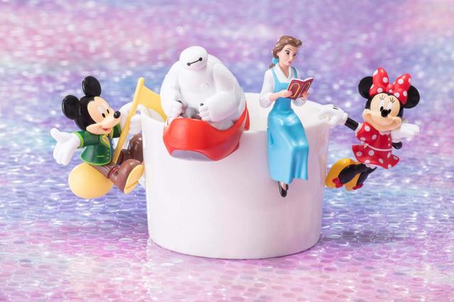 フィギュア 700円｜高さ約5～6.5cm、全4種のうちどれか1つが入っています｜東京ディズニーリゾート・アプリ、ギャグファクトリー／ファイブ･アンド･ダイム