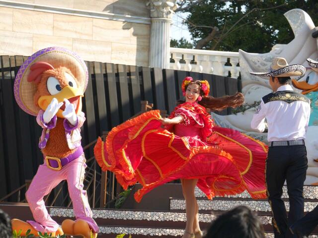 東京ディズニーシー「ダンス・ザ・グローブ！」 