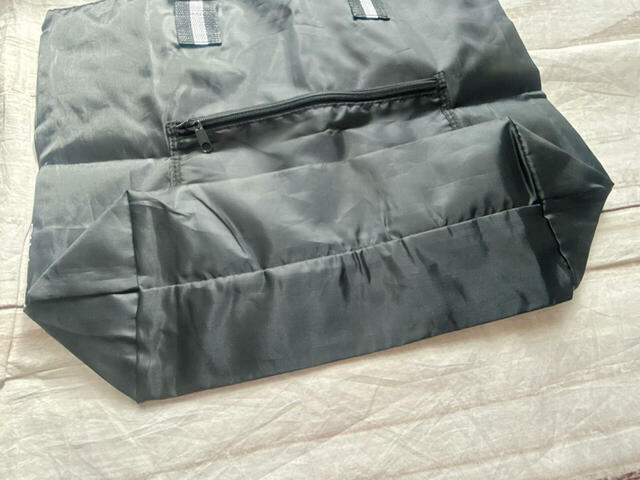 マチもしっかりあるので大容量!