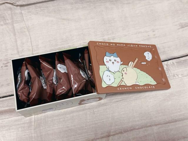 中には個包装のチョコクランチが入っています