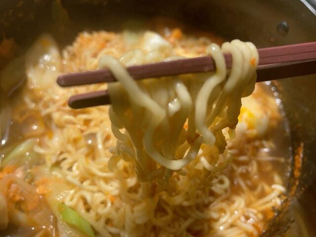 【アイリスオーヤマ クッキングケトル】お椀に盛り付けず、ケトルに入れたままでも食べられちゃいます