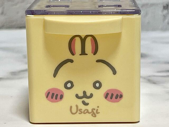 【ちいかわ CUCASE】白目をむいているうさぎのファン、筆者を含めて絶対に多いはずです！