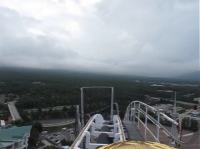 落ちるうううーー