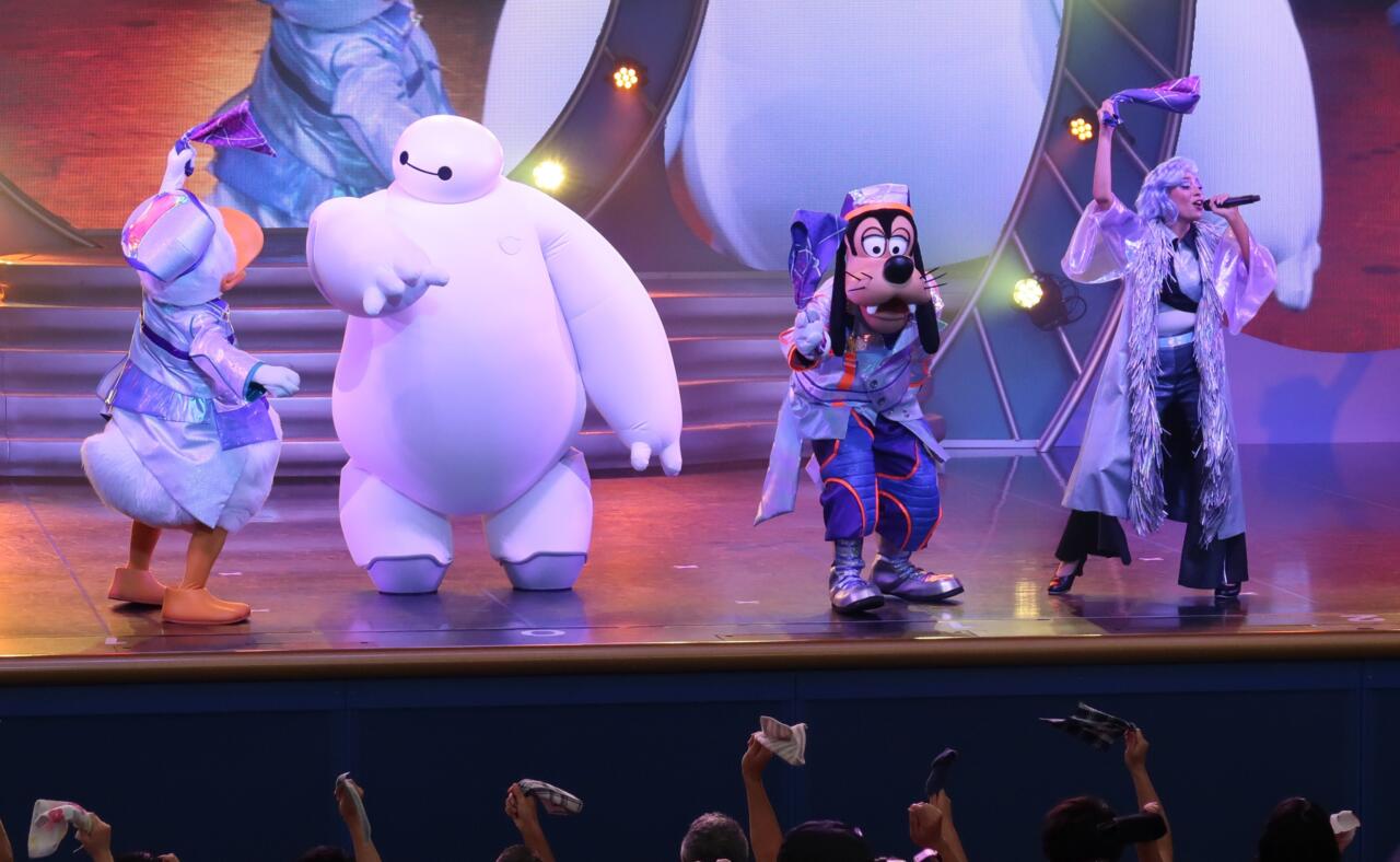 東京ディズニーランド】生歌のステージが帰ってきた！「ディズニー新