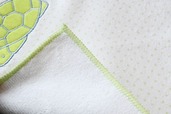 【「タイトーくじ　ブルーナアニマル　Dot Pattern Collection」】E賞　ループ付きハンカチ／柔らかい素材で使いやすそう