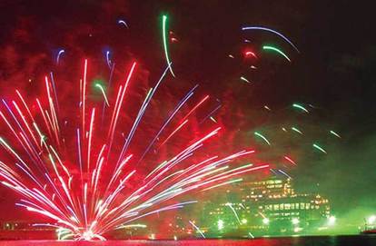 かつうら若潮まつり花火大会 千葉県 8 12水 花火大会特集15 首都圏