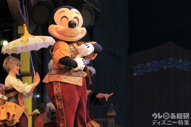 アナハイム「ミッキー・アンド・ザ・マジカル・マップ」に出演しているトーキングミッキー