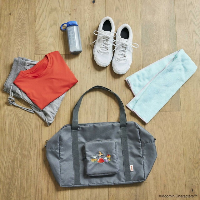 スポーツクラブのバッグにも