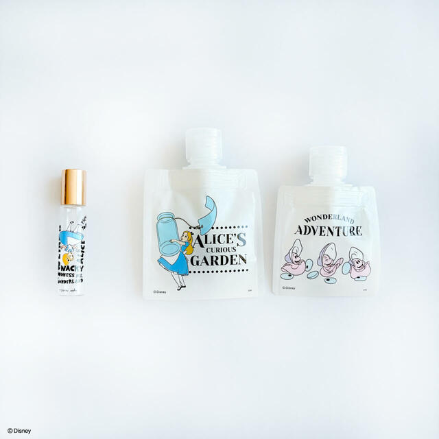 アトマイザー 220円、詰め替え容器セット 330円｜キャンドゥ ディズニー『ふしぎの国のアリス』コレクション