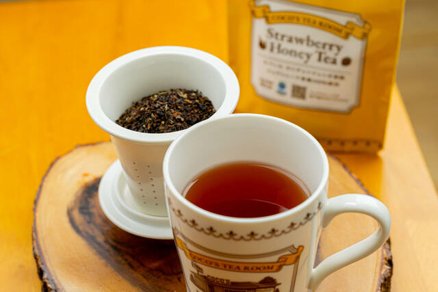 同梱のマグカップで一杯♪【ココス 冬の福袋 2026】