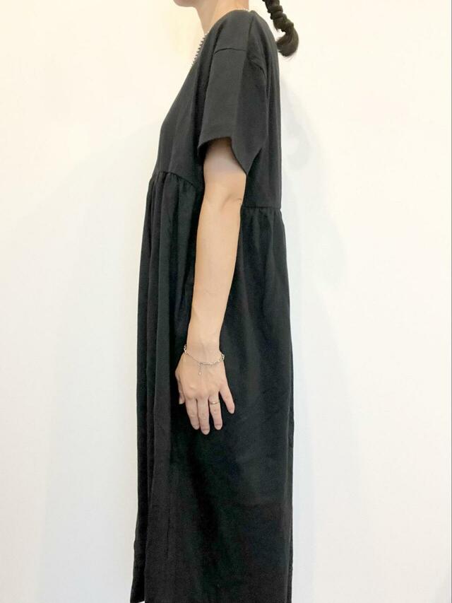 【FREAK'S STORE ウエスト ギャザー 切り替え ワンピース】ラクでもダボッとしすぎない、メリハリのあるシルエット♪