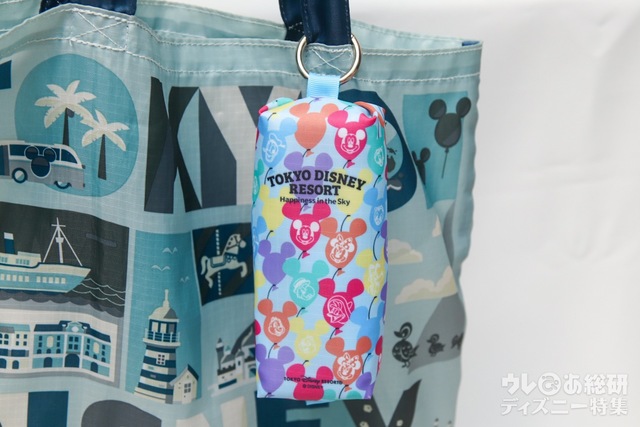 ポーチ、ハンドジェル、マスクベルト 2500円|カラビナでバッグに付けることができる