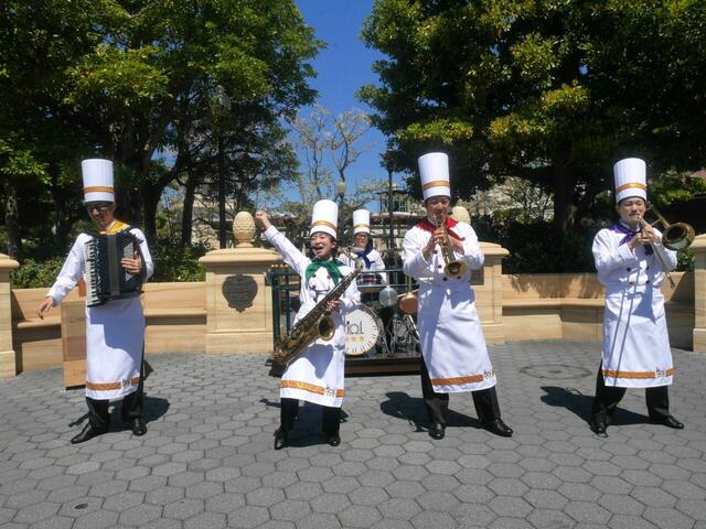 「東京ディズニーシー・フード＆ワイン・フェスティバル」ザ・グルーヴィー・ジャミン・シェフズ