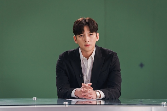 『僕を溶かしてくれ』U-NEXTにて独占配信中 