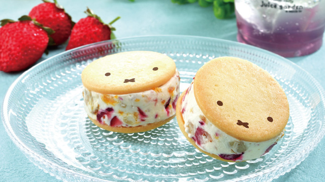 「フラワーミッフィー　チーズケーキクッキーサンドアイス」＜486円（税込）＞【フラワーミッフィー ジュースガーデン】