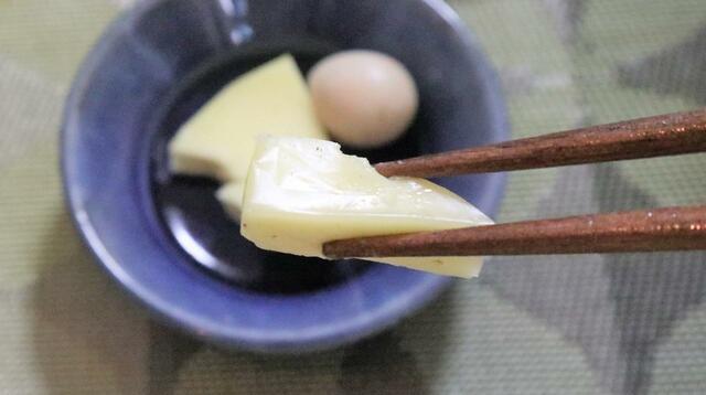 【ソト(SOTO)  燻家 スモークハウス】桜の木の香りの中に、チーズの旨味がギュッ！