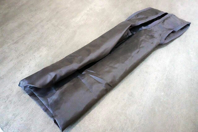 ②もう一度内側に折る【moz（モズ）ショッピングバッグ BLACK】