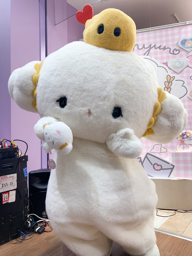 今度のぬいぐるみは上手く持てました！