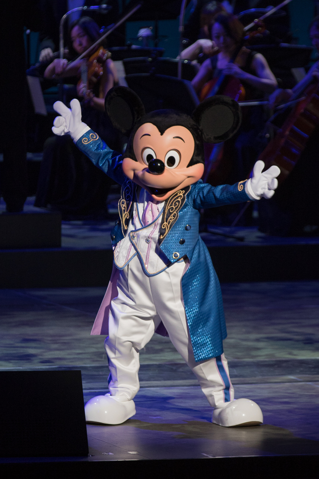 バレンタイン・ナイト 2016 「Season of the Heart」 ミッキーマウス 撮影:YOSHI