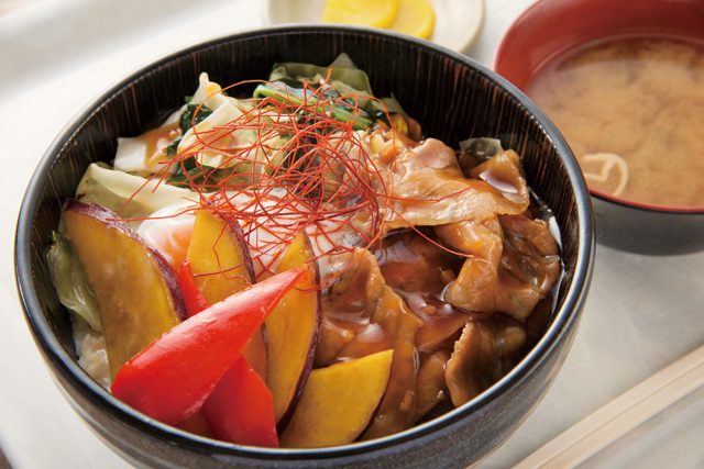 ボリュームたっぷりどら丼に変り種スイーツもある“関越・上信越道”絶品ご当地メニュー