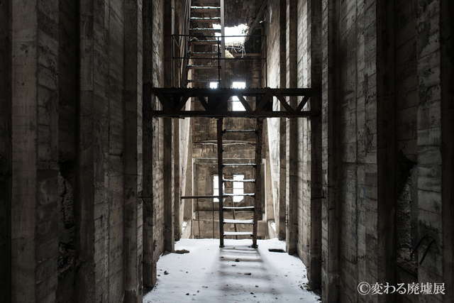 美しき廃墟写真を集めた「廃墟写真展」