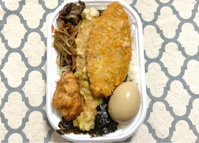 「のり煮たまご唐揚げ弁当」（680円）