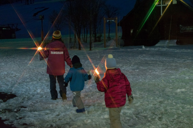夜の探偵団｜タングラム斑尾「タングラムスキーサーカス」