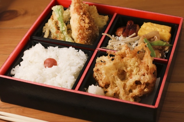 『天吉屋』がテイクアウト販売をスタート