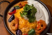 海老とパクチーのココナッツミルクオムライス～ライムエスプーマ仕立て～ 　1,200円