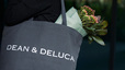 【DEAN & DELUCA「A BAG FOR HAPPINESS 2025」ラピスブルー】カラー・サイズは2種類。ラピスブルーは冬の星空のような深い青色が印象的!
