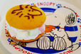 USJスイーツ／スヌーピー・バックロットカフェ　マシュマロ・ウーピーパイ 500円