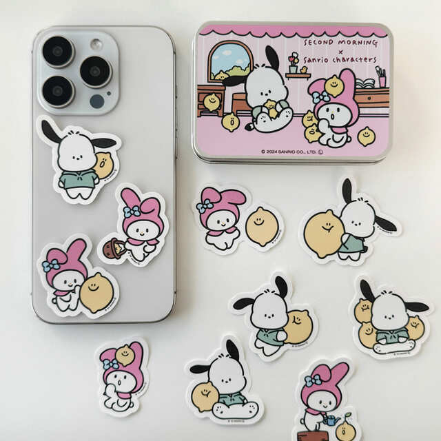 【second morning × sanrio characters】ステッカーはスマホケースに貼ってもかわいいよ！