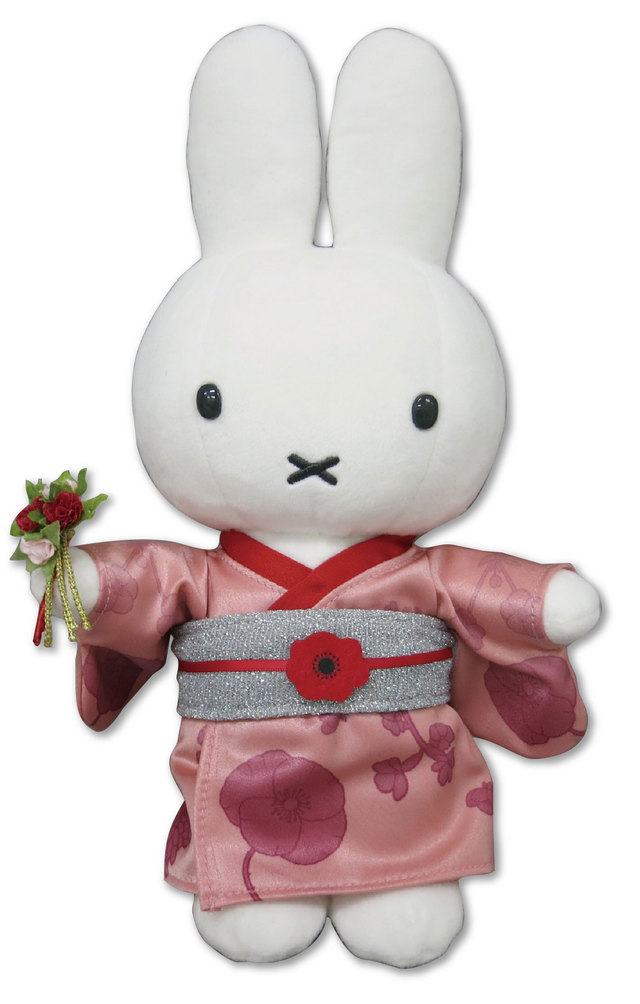ミッフィースタイル／花かんざしミッフィーぬいぐるみ　3,800円＋税　© Mercis bv