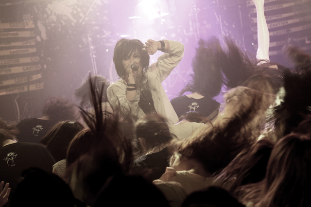 ザアザア・一葵（Vo）