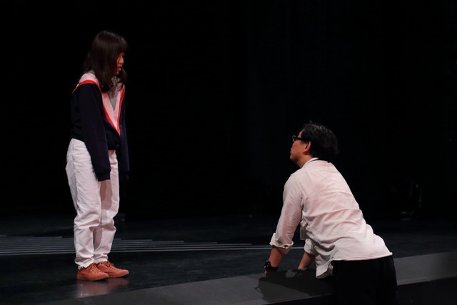 チェルフィッチュ「三月の5日間」撮影：星野洋介