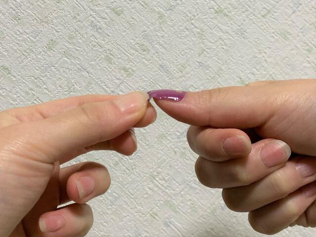 「ジェルネイルシール 2111-HaA／パープル」空気が入っていないか要確認