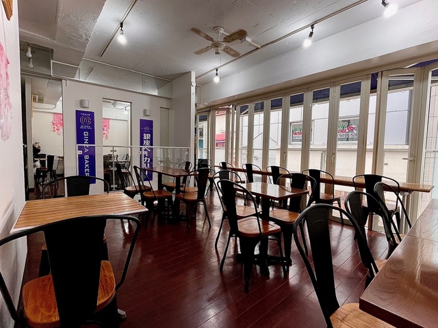 【銀座ベーカリー】銀座ベーカリーの２階にあるイートインスペース