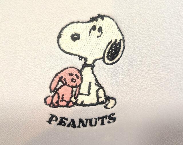 刺繍が丁寧に梱包されている