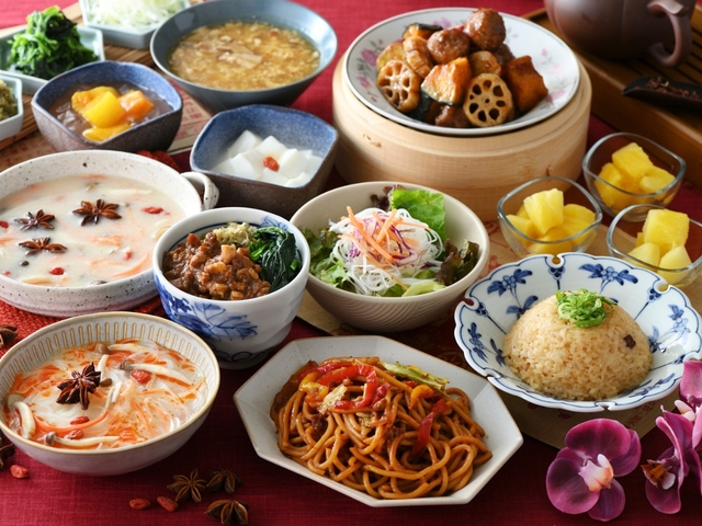 「『台湾夜市グルメフェア』も開催中！」【スイーツ好き必見！ニラックスブッフェにクレープ作り放題の「無限クレープ＆ホイップクリームコース」登場！】