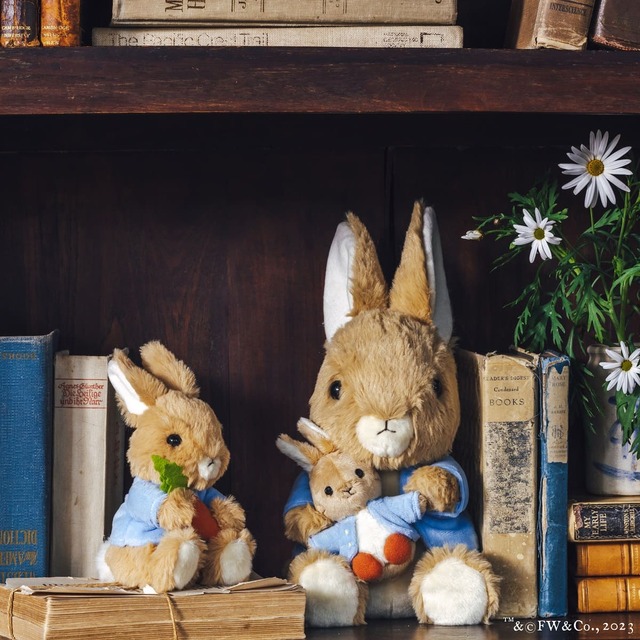 【ピーターラビット×Afternoon Tea】チャーミングなピーターラビットのぬいぐるみ