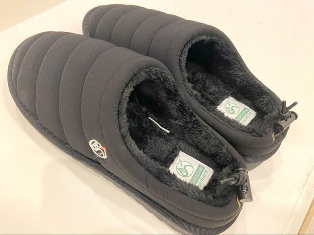 【FREAK'S STORE スリッポンファーサンダル】近所へのおでかけからアウトドアシーンまで幅広く活躍しそう♪